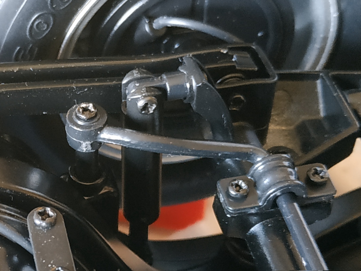 montage de la barre antiroulis arrière, étapes 3 à 6