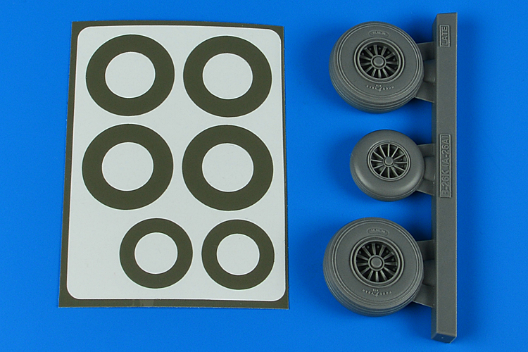 B-26K Invader wheels & paint masks late au 1/48