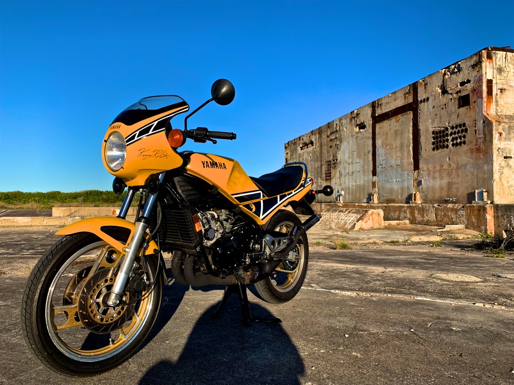 vue de 3/4 avant gauche