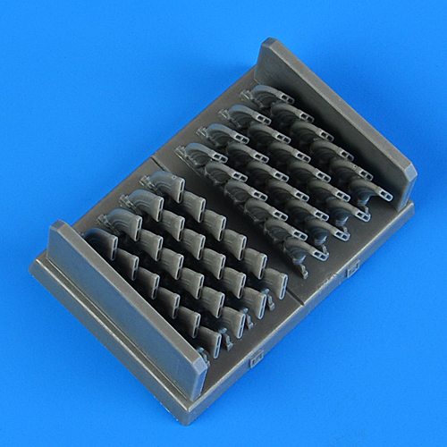 Lancaster Mk.I exhaust au 1/48