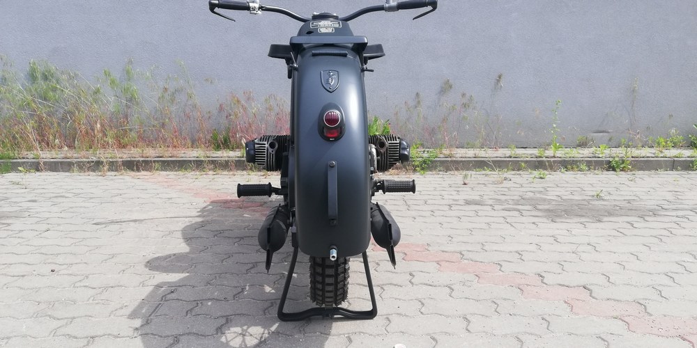 zoom sur l'arrière d'une Zundapp KS600