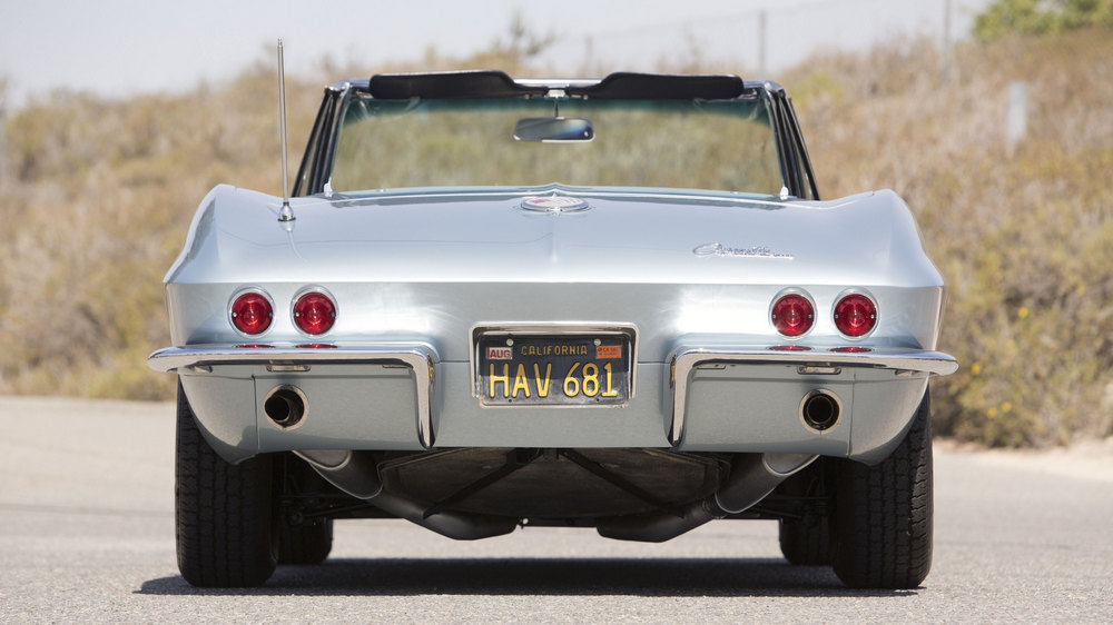 la Chevrolet Corvette Sting Ray Convertible (C2) de 1963, brun, vue arrière