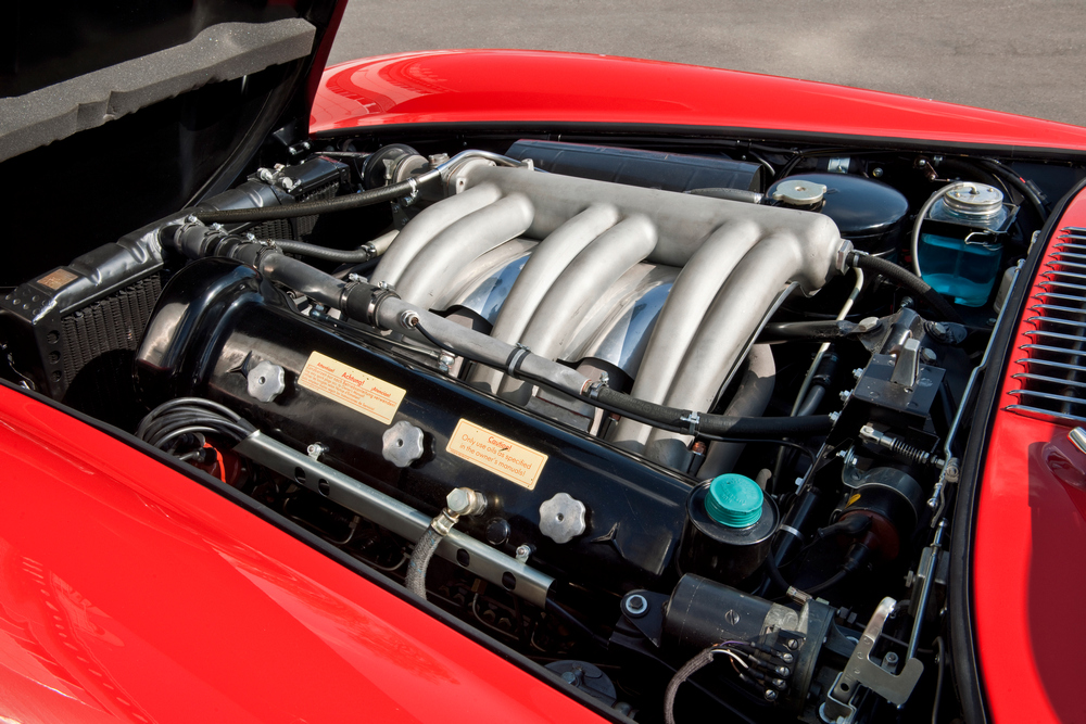 le moteur de la Mercedes-Benz 300 SL (W198) 1955