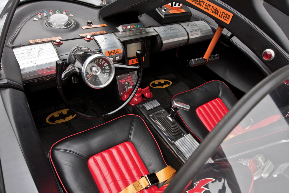 l'habitacle de la Batmobile 1966