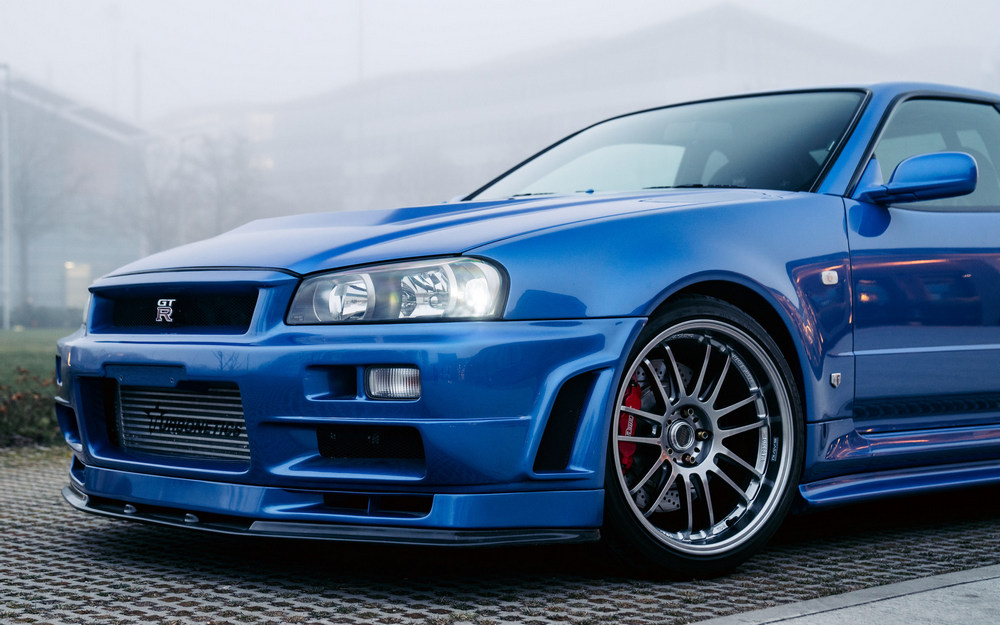 vue de 3/4 avant gauche (zoom sur l'avant)